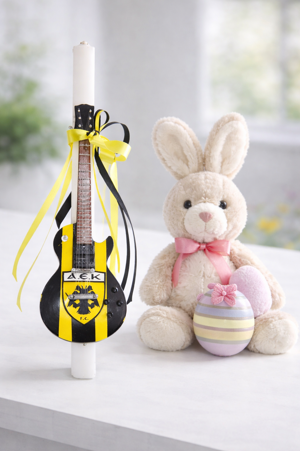 AEK Guitar Easter Lambatha Candle