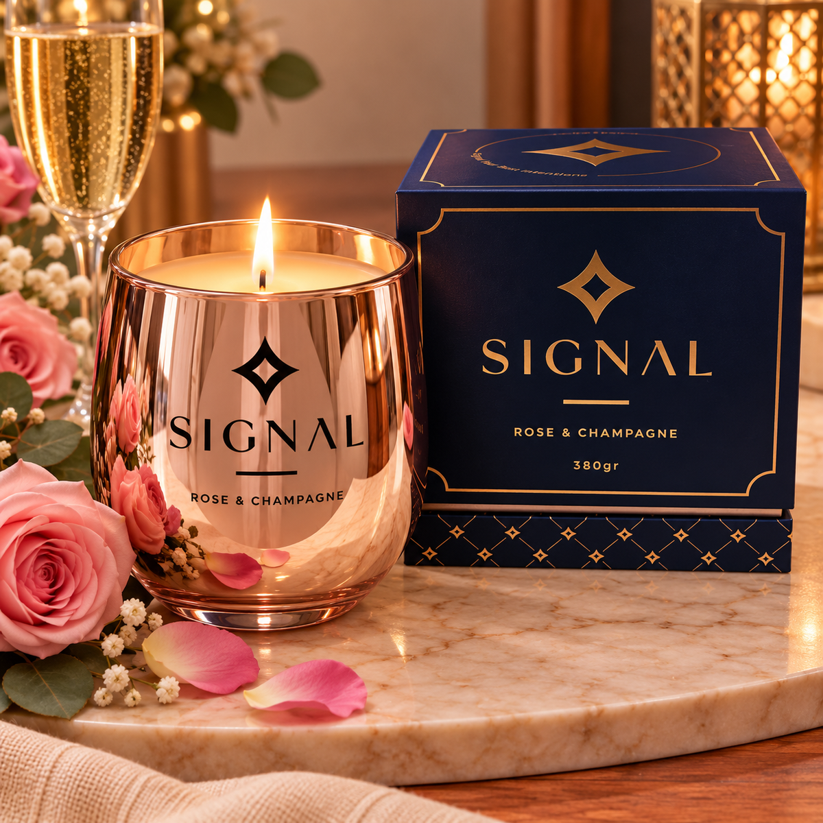 SIGNAL Rose & Champagne Scented Candle – 380g