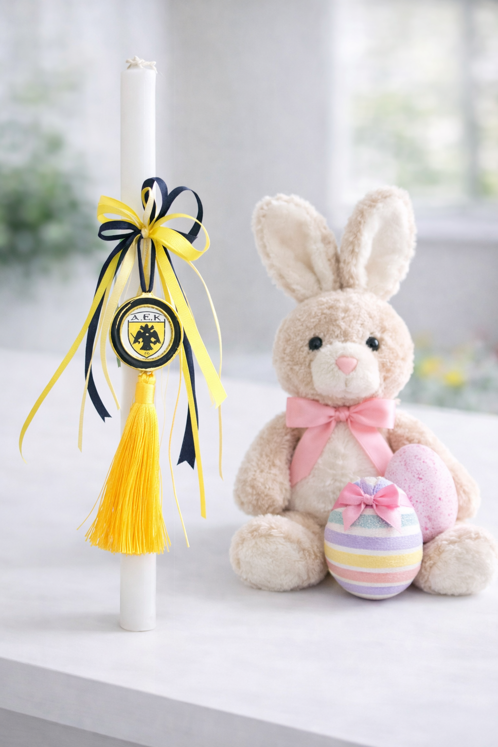 Title: AEK Tassel Easter Lambatha Candle